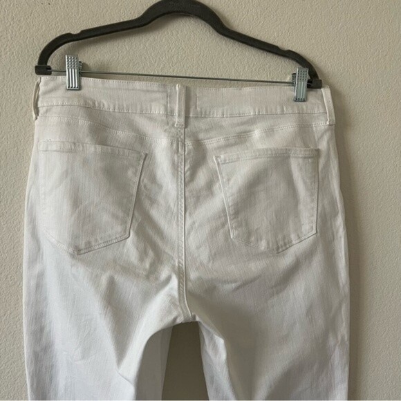 NYDJ Alina Lift Tuck Embroidered Ankle White Stretch Jeans SZ 12 - Picture 7 of 15
